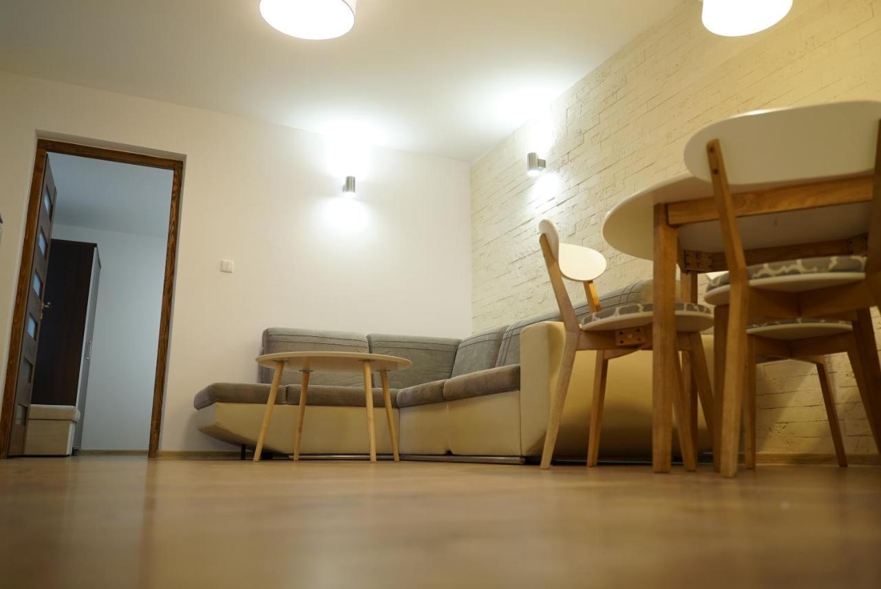Apartament Naleczow Dom Pod Orzechami מראה חיצוני תמונה